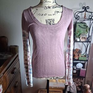 Free People Mauve Ribbed Scoop Neck Long Sleeve Tee with Tie-Dye Sleeves